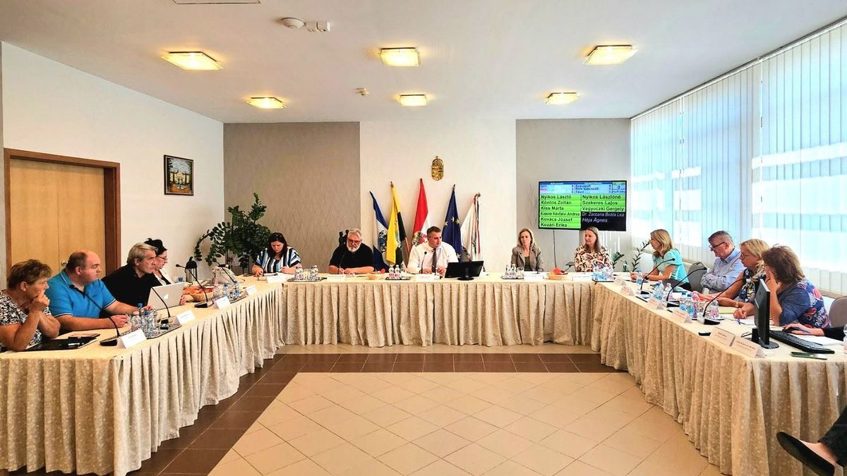 43 milliós befizetés és bizonytalan M7-es bővítés – erről is tárgyalt a Fejér megyei település testülete